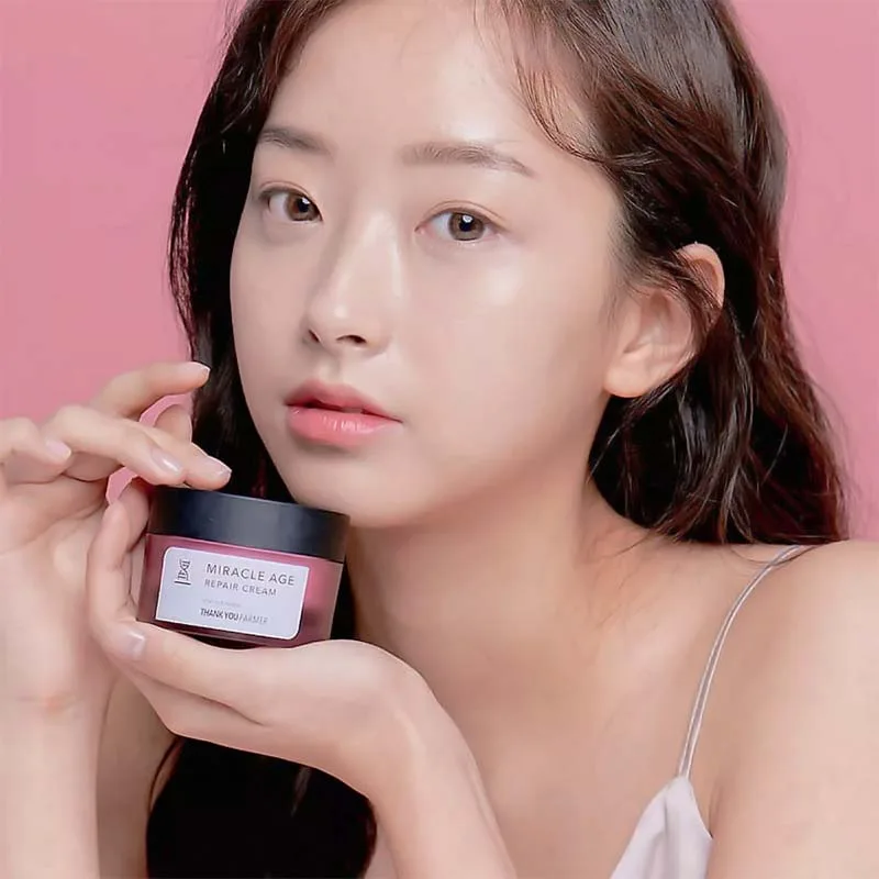 Thank-You-Farmer-Miracle-Age-Repair-Cream-Κρέμα-Προσώπου-Για-Σύσφιξη,-Αντιγήρανση-&-Ανάπλαση-του-Κατεστραμένου-Δέρματος-50ml-44 Thank You Farmer Miracle Age Repair Cream Κρέμα Προσώπου Για Σύσφιξη, Αντιγήρανση & Ανάπλαση του Κατεστραμένου Δέρματος 50ml