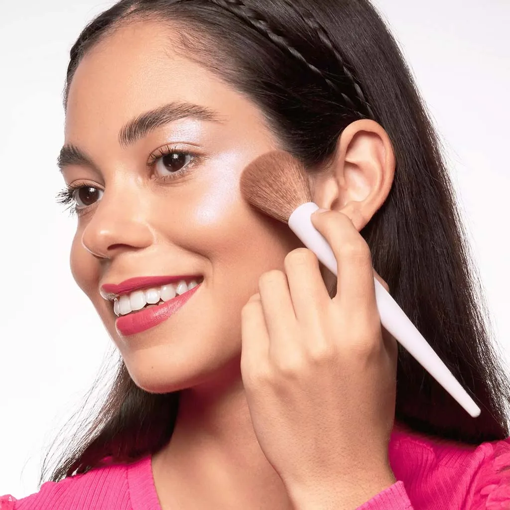 Essence Cosmetics Blush And Highlighter Brush- Πινέλο για Ρουζ, Πούδρα & Highlighter Ροζ